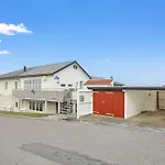 Strandhuset לינה וארוחת בוקר